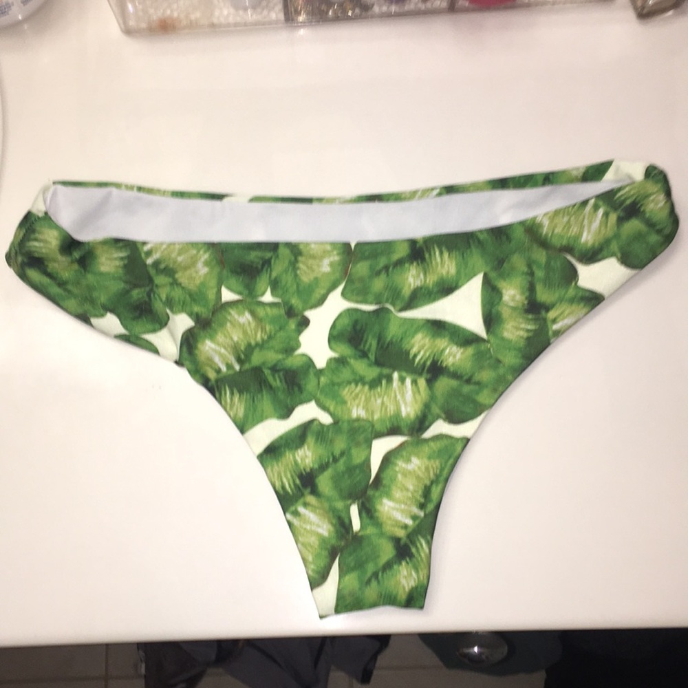 Never Worn Leaf Bikini Bottoms